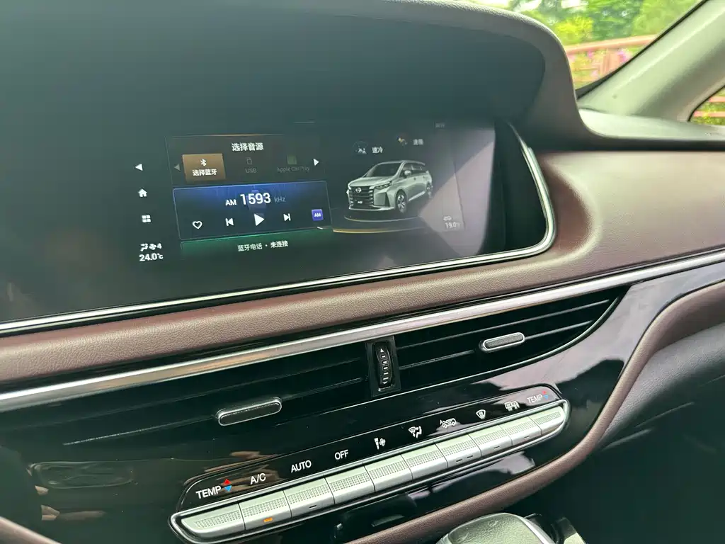 GAC Motor Trumpchi M6 — миниатюра 18
