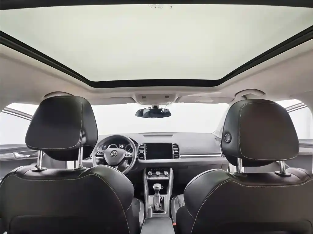 Skoda Karoq — миниатюра 10