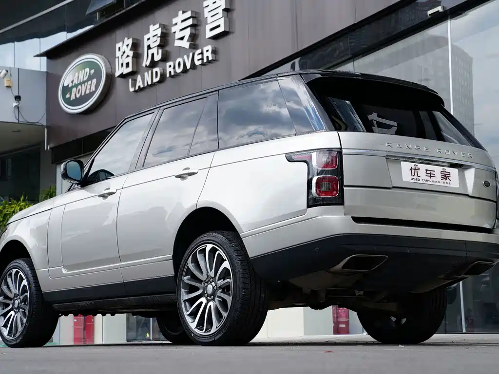 Land Rover Range Rover — миниатюра 4