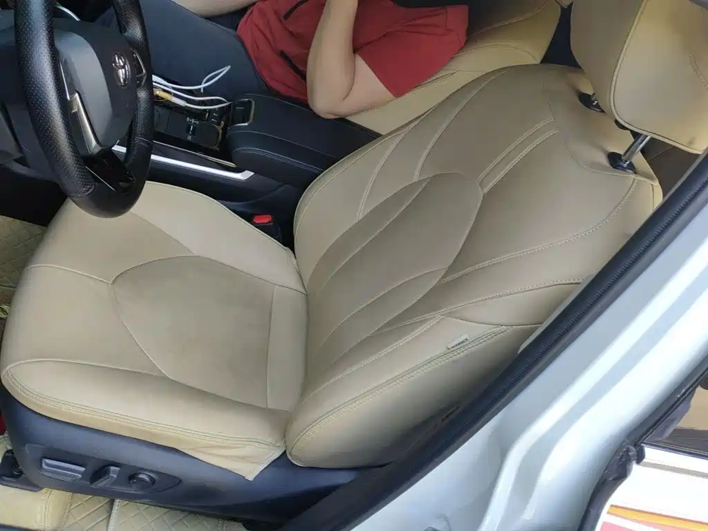 Toyota Highlander — миниатюра 8