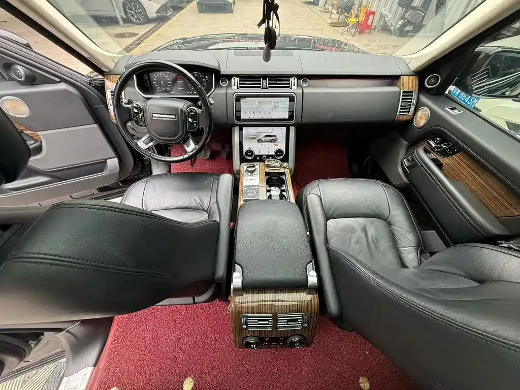Land Rover Range Rover — миниатюра 6