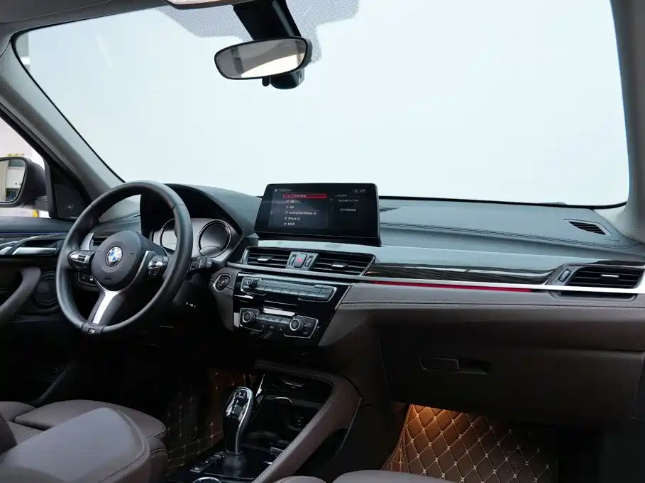 BMW X1 — миниатюра 8