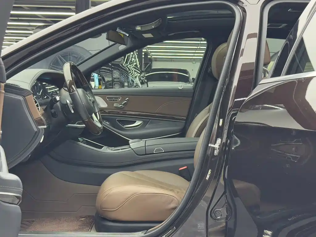 Mercedes-Benz S-Class — миниатюра 8