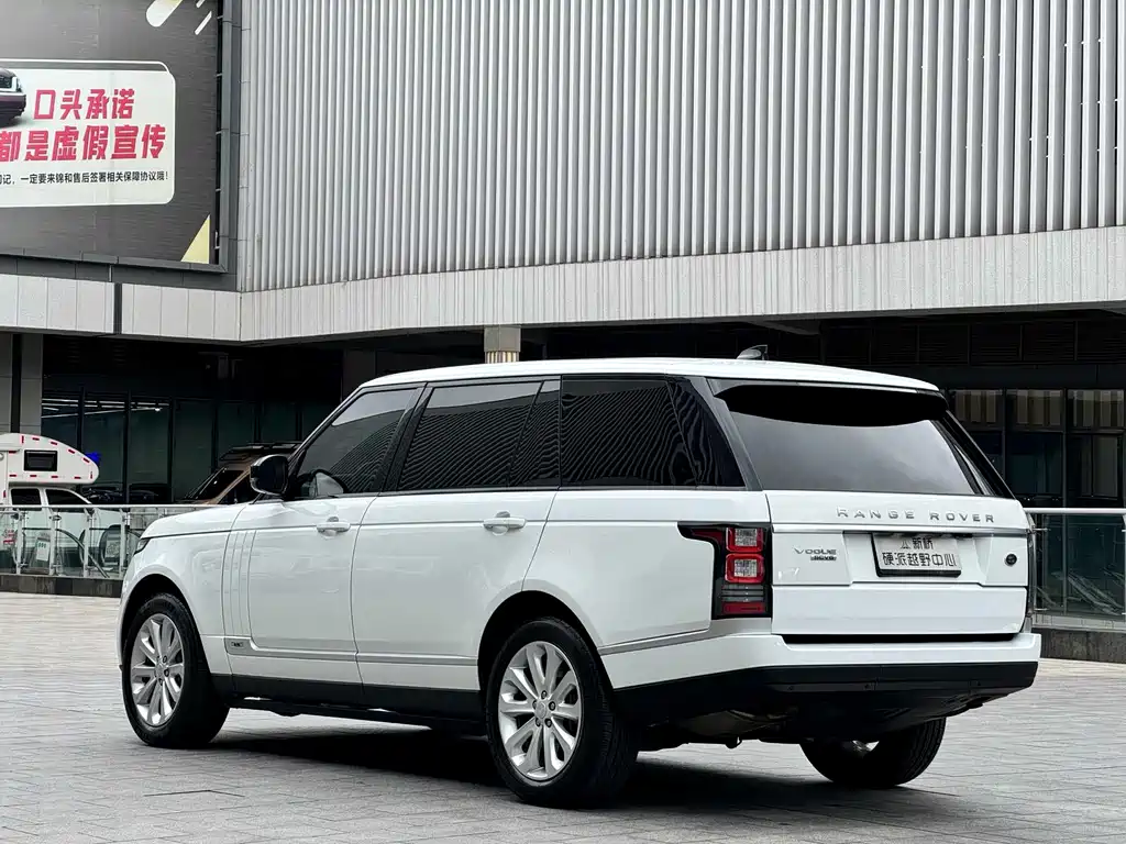 Land Rover Range Rover — миниатюра 12