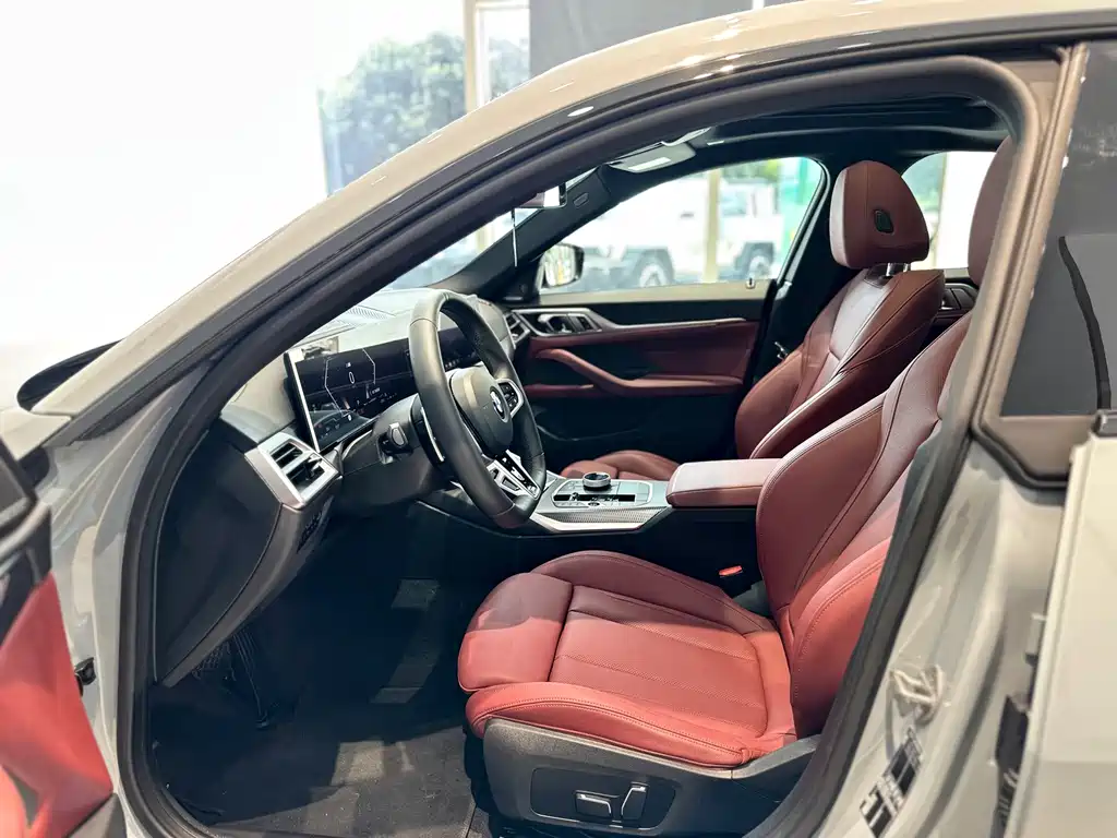 BMW 4 Series — миниатюра 12