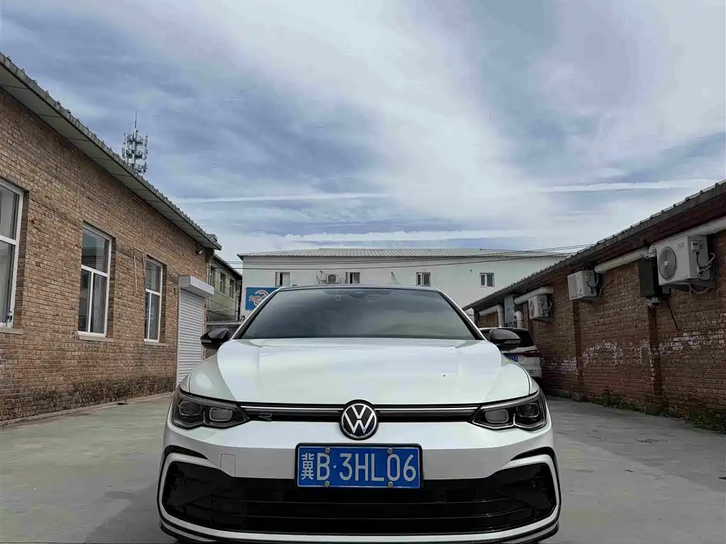 Volkswagen Golf — миниатюра 3