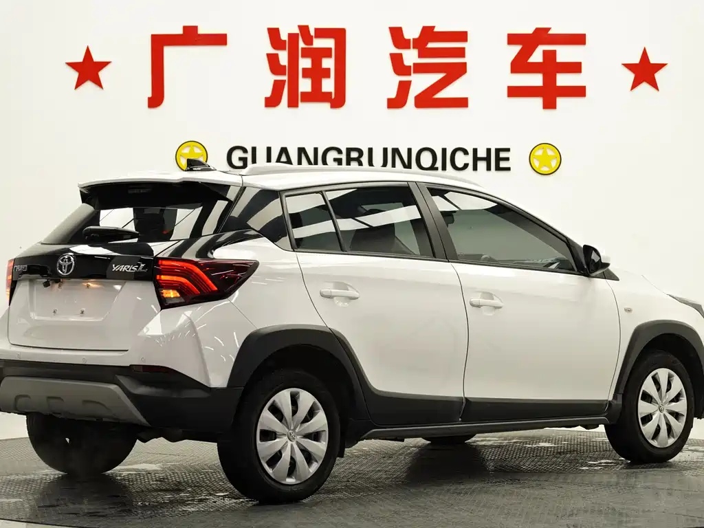 TOYOTA YARIS L ZHIXUAN