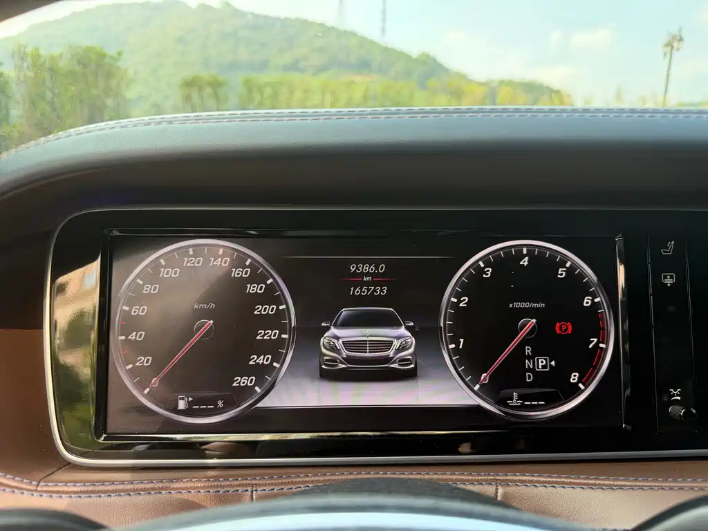 Mercedes-Benz S-Class — миниатюра 17