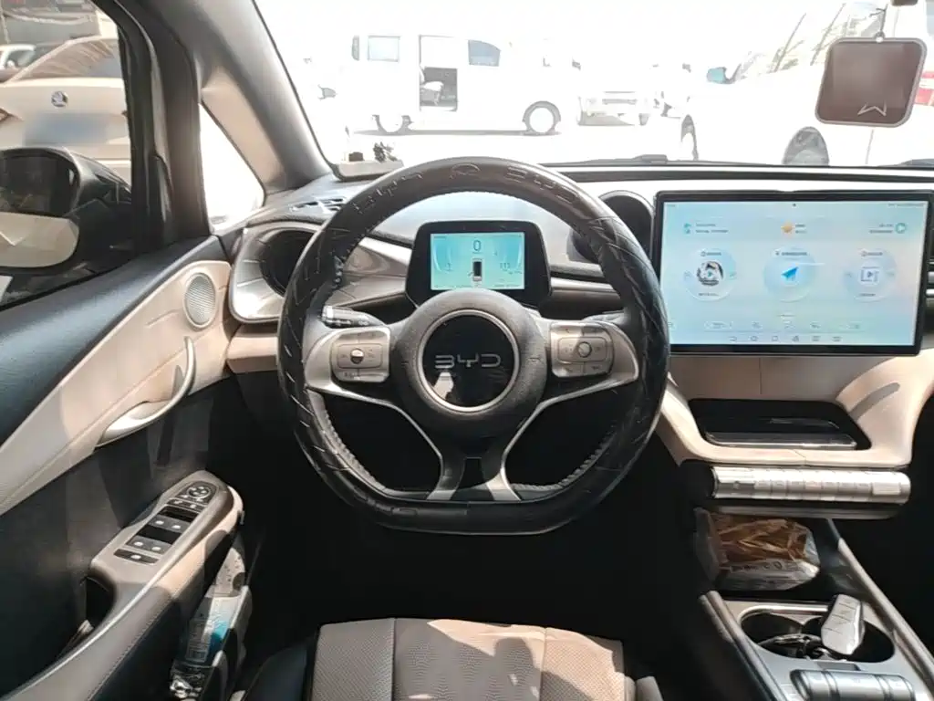 BYD Dolphin — миниатюра 11