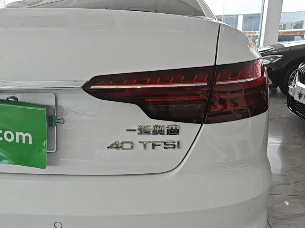 Audi A4L — миниатюра 8