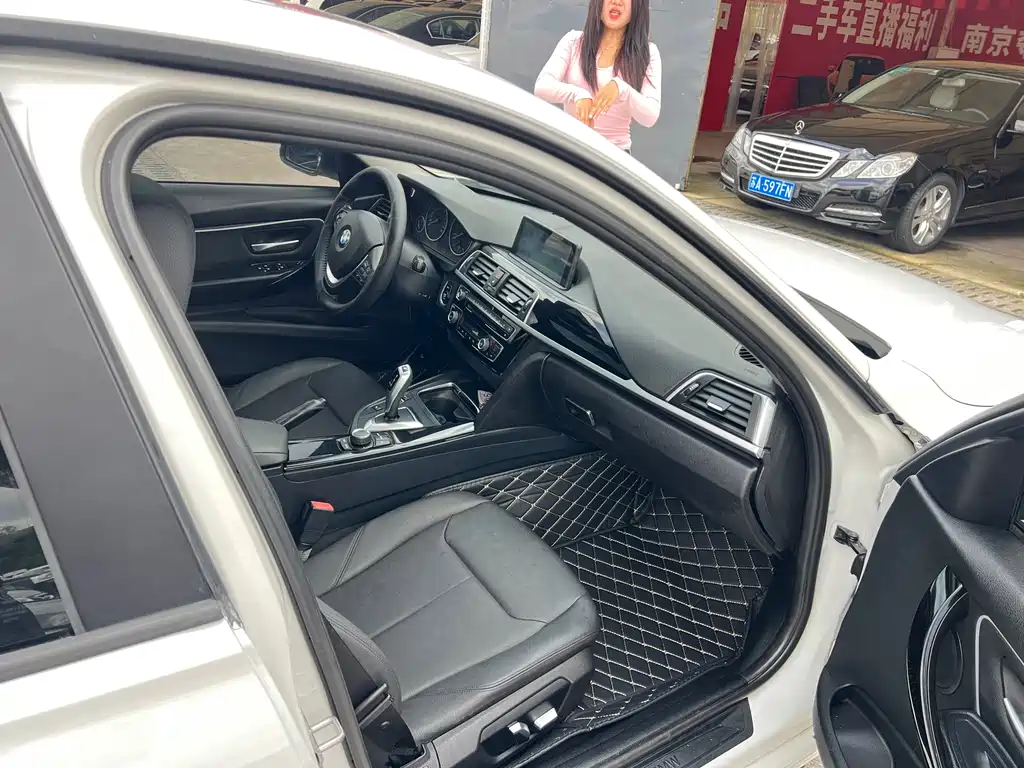 BMW 3 Series — миниатюра 18