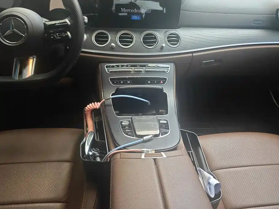 Mercedes-Benz E-Class — миниатюра 16