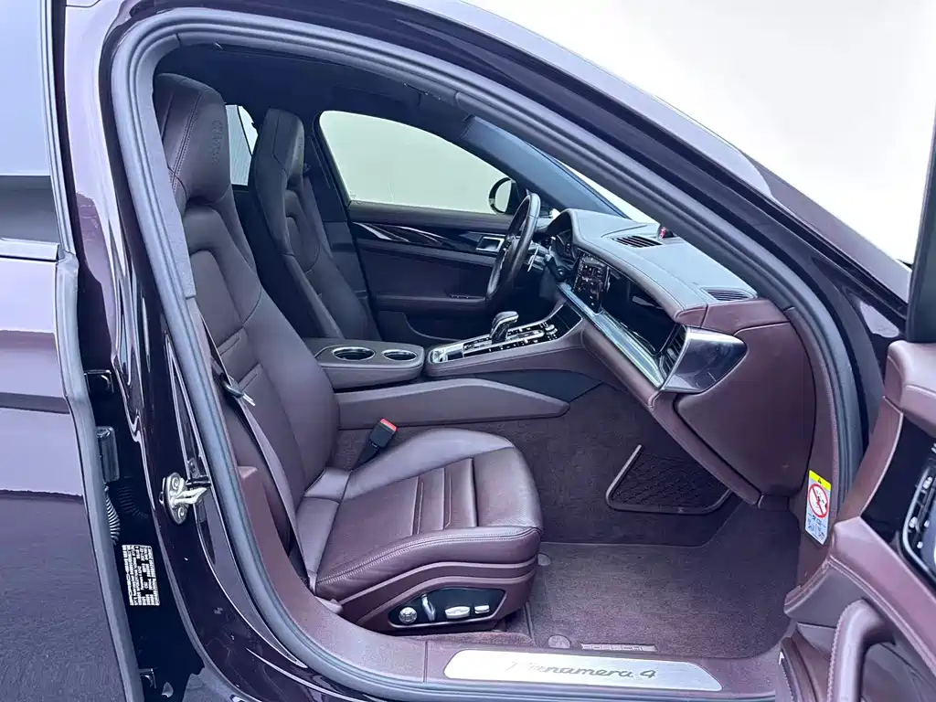 Porsche Panamera — миниатюра 15