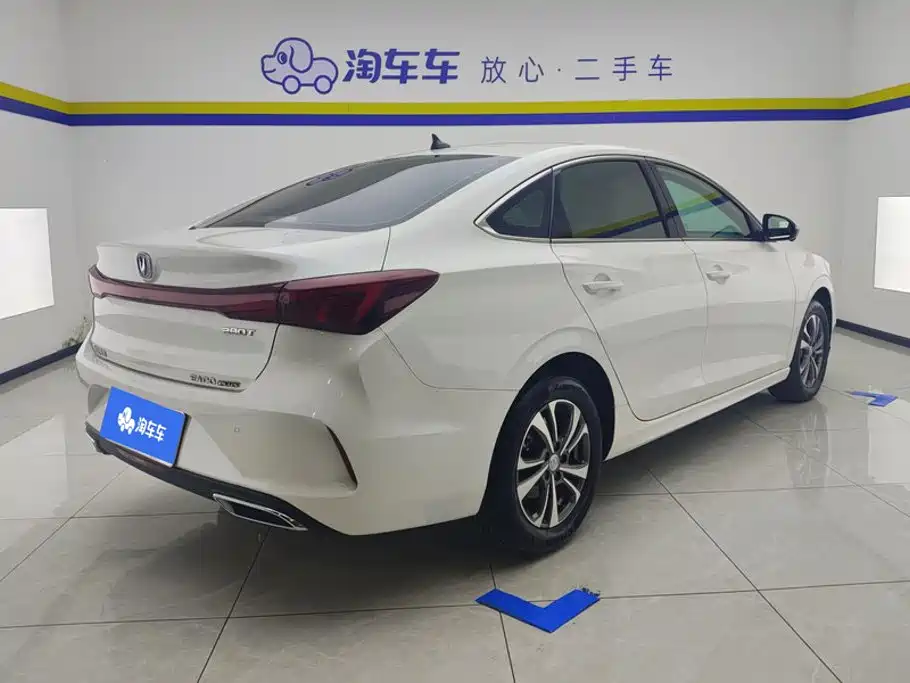 Changan Eado — миниатюра 3