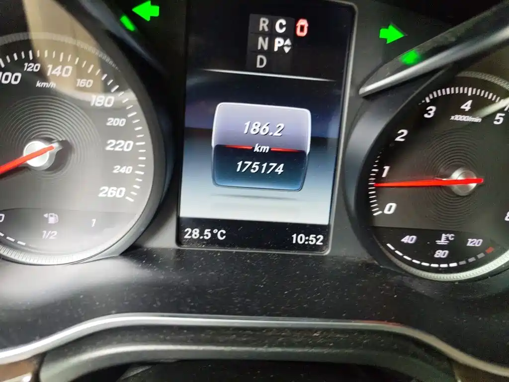 Mercedes-Benz V-Class — миниатюра 8