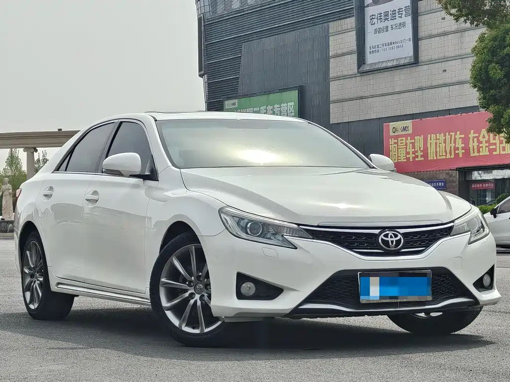 Toyota Reiz 2013 2.5V
