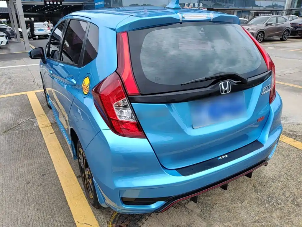 Honda Fit — миниатюра 5