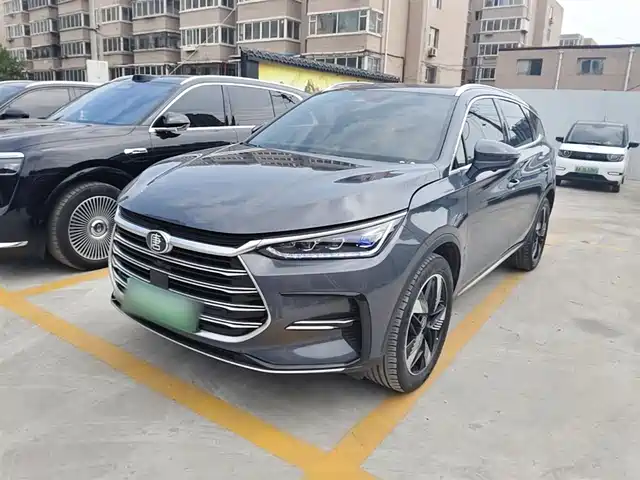 2023 BYD Tang
