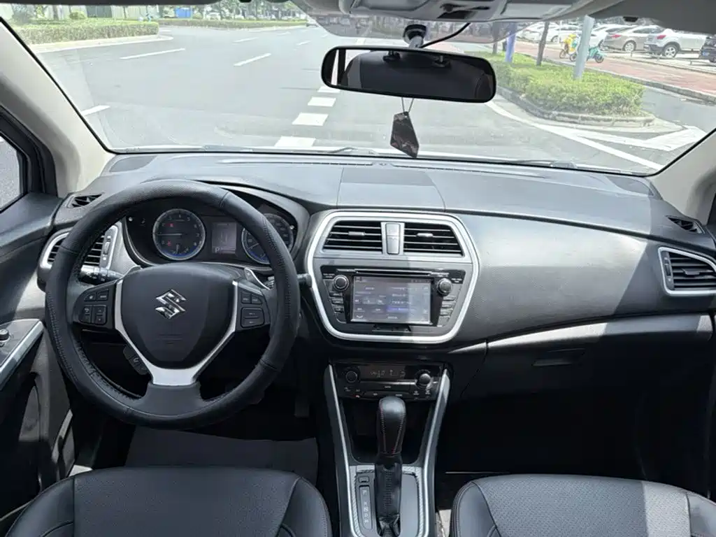 Suzuki S-Cross — миниатюра 13
