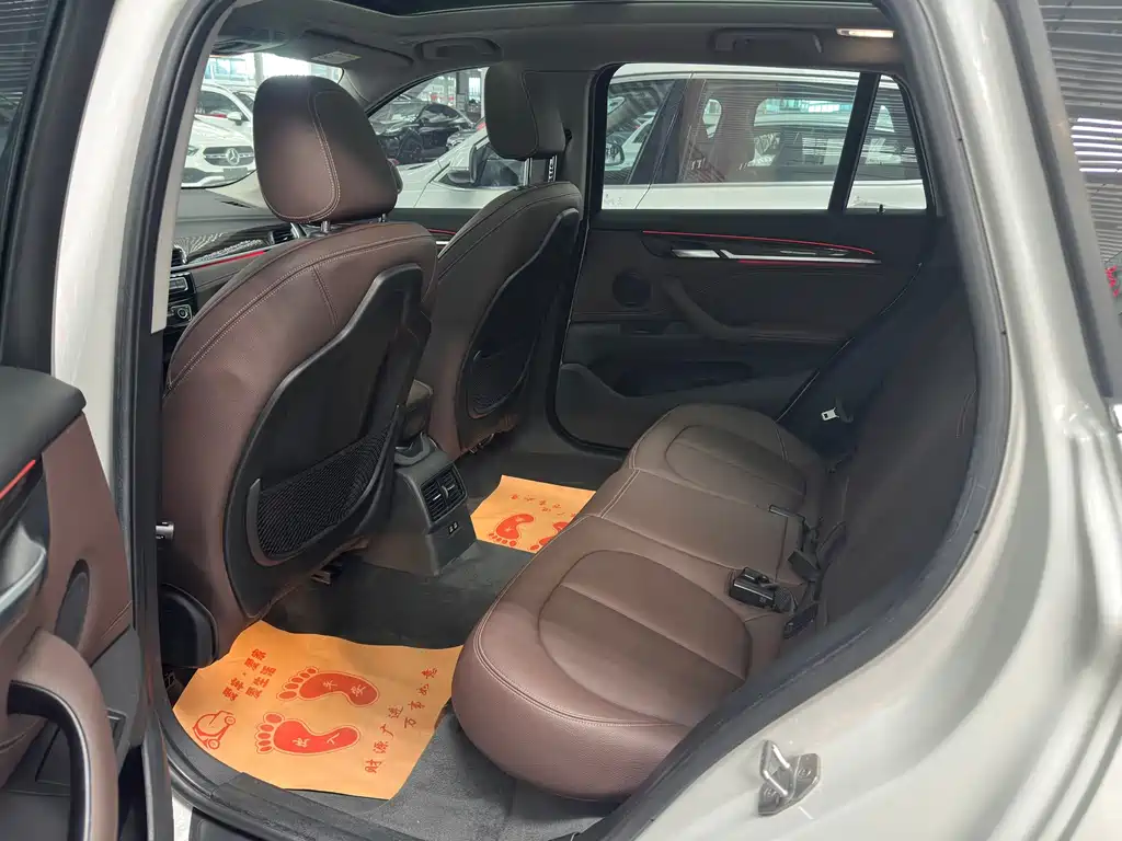 BMW X1 — миниатюра 9