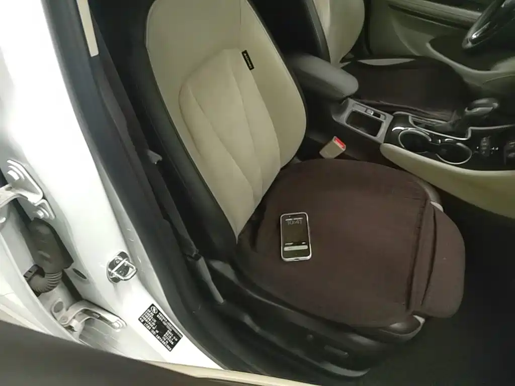 Buick Verano — миниатюра 25