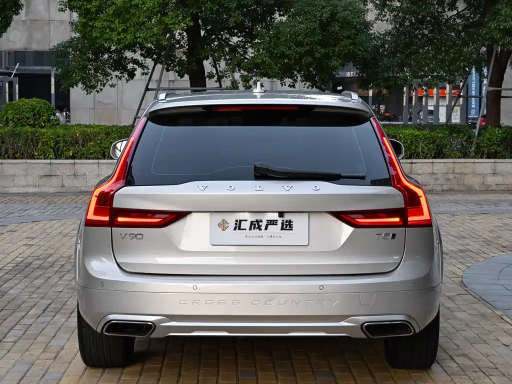 Volvo V90 — миниатюра 3