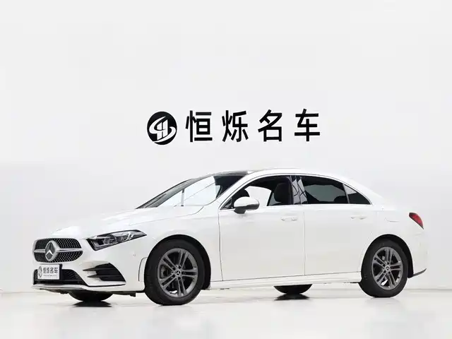 MERCEDES-BENZ  A CLASS 2020