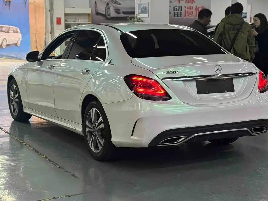 Mercedes-Benz C-Class — миниатюра 9