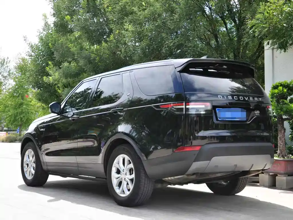 Land Rover Discovery — миниатюра 3