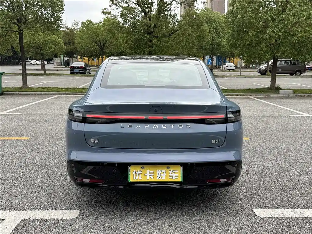 Leapmotor Leapmotor B01 — миниатюра 5