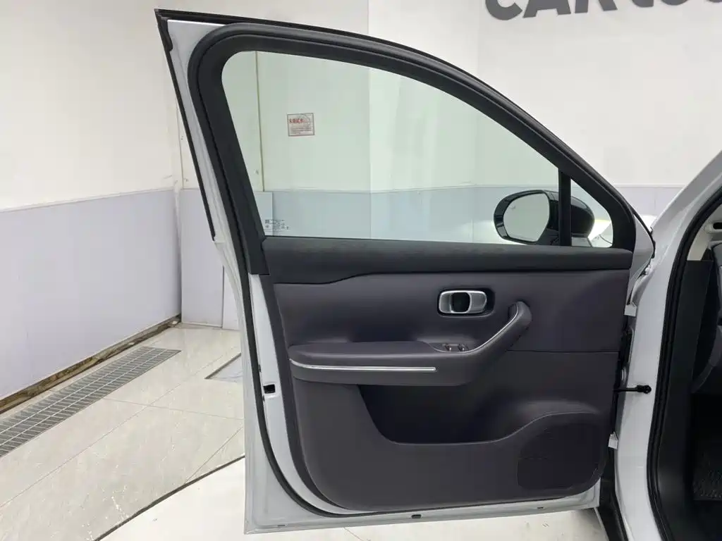 Leapmotor Leapmotor C10 — миниатюра 16