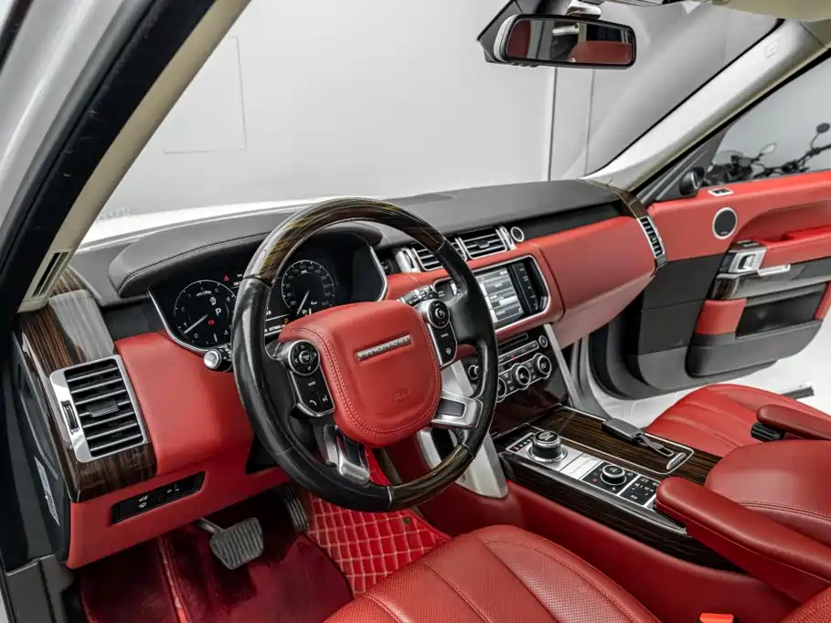 Land Rover Range Rover — миниатюра 17