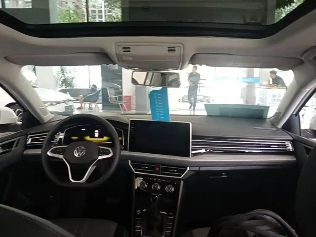 Volkswagen Sagitar — миниатюра 16