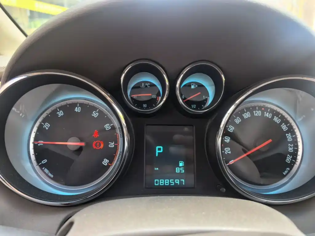 Buick Excelle — миниатюра 12