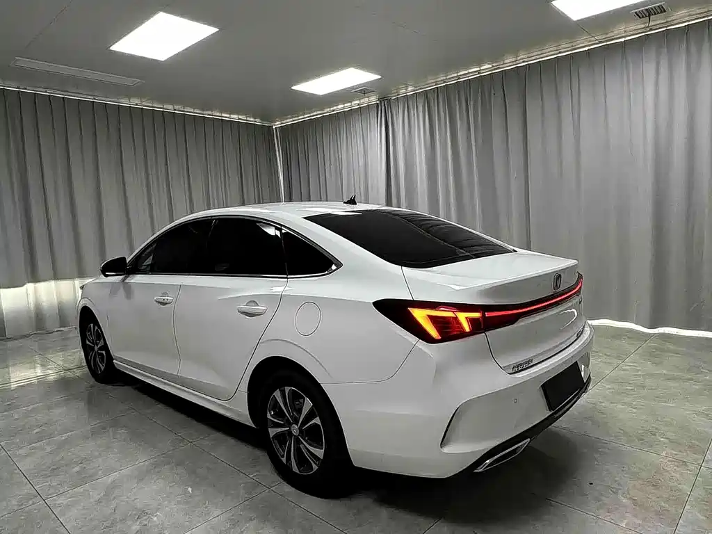 Changan Eado 2023 Enjoy PLUS NE 1.4T GDI DCT Luxury