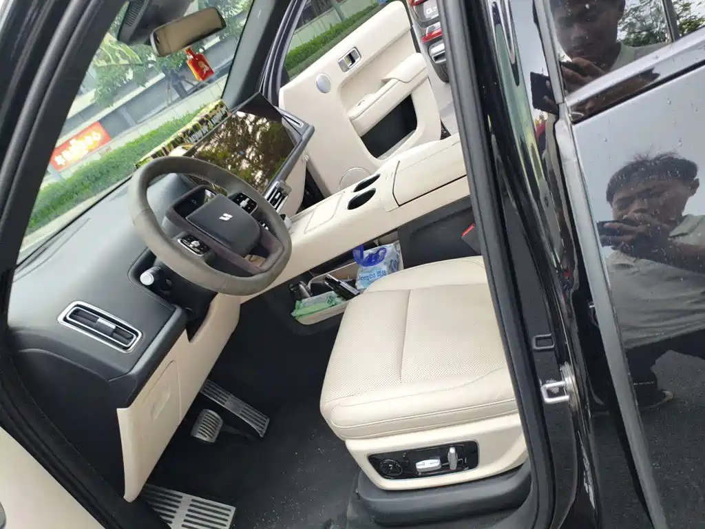 Li Auto Li L8 — миниатюра 8