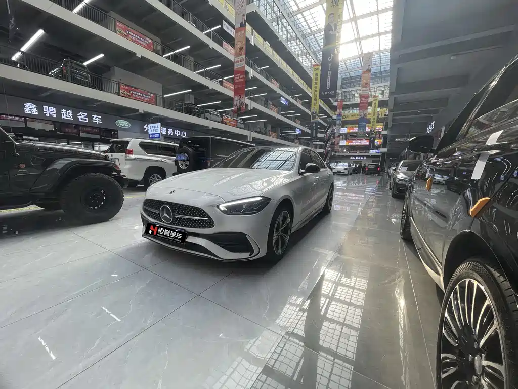 Mercedes-Benz C-Class 2022