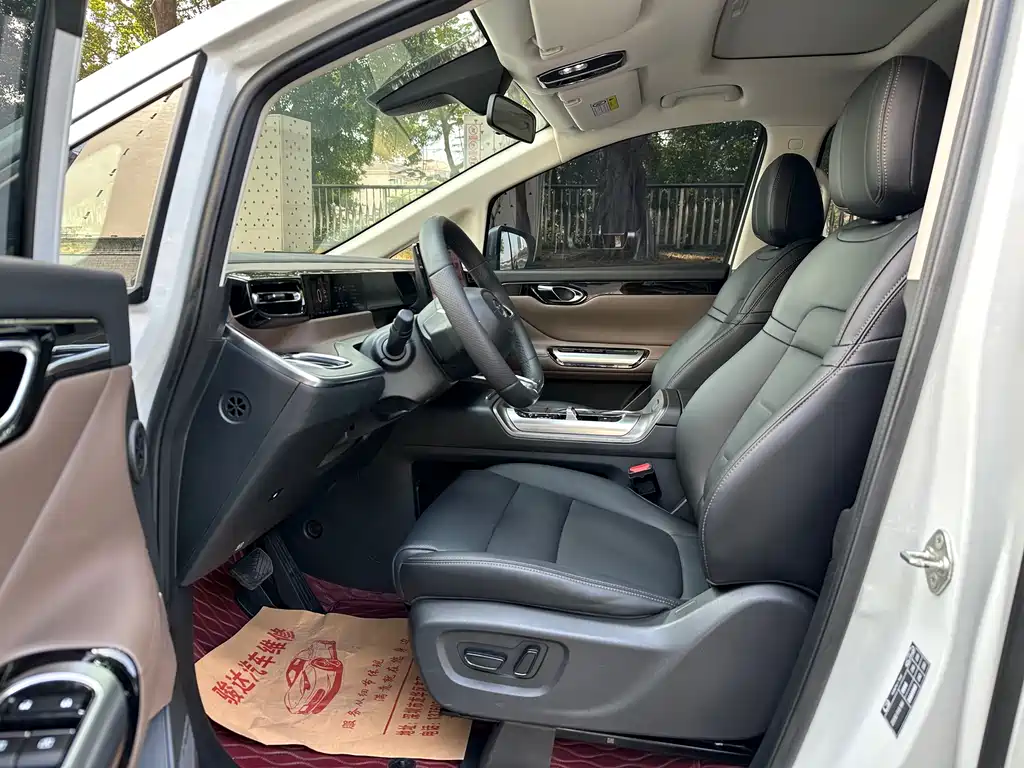 GAC TRUMPCHI E8 NEW ENERGY