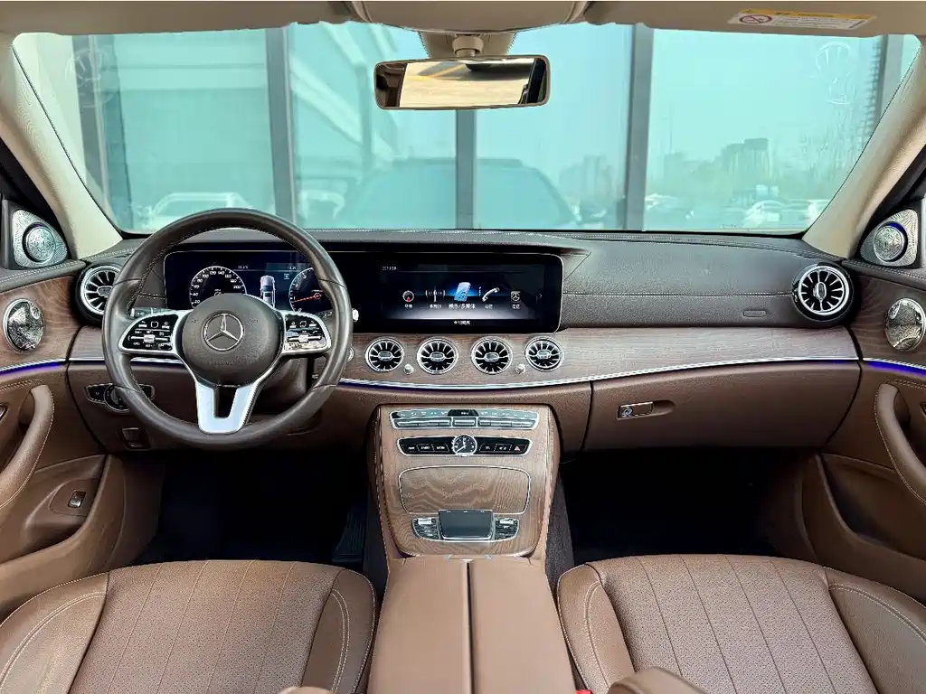 MERCEDES-BENZ E CLASS