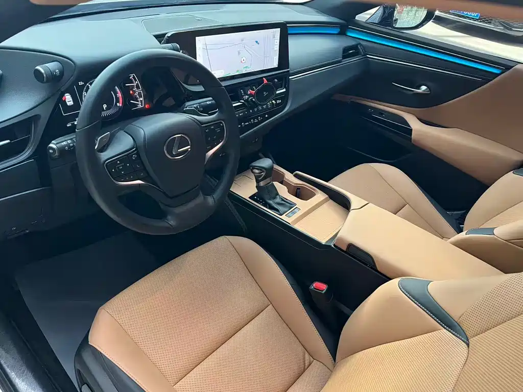 Lexus ES — миниатюра 10