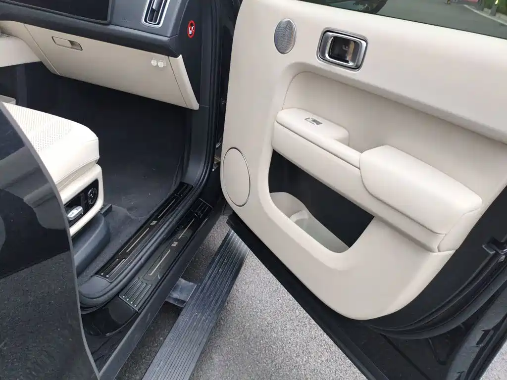 Li Auto Li L8 — миниатюра 18