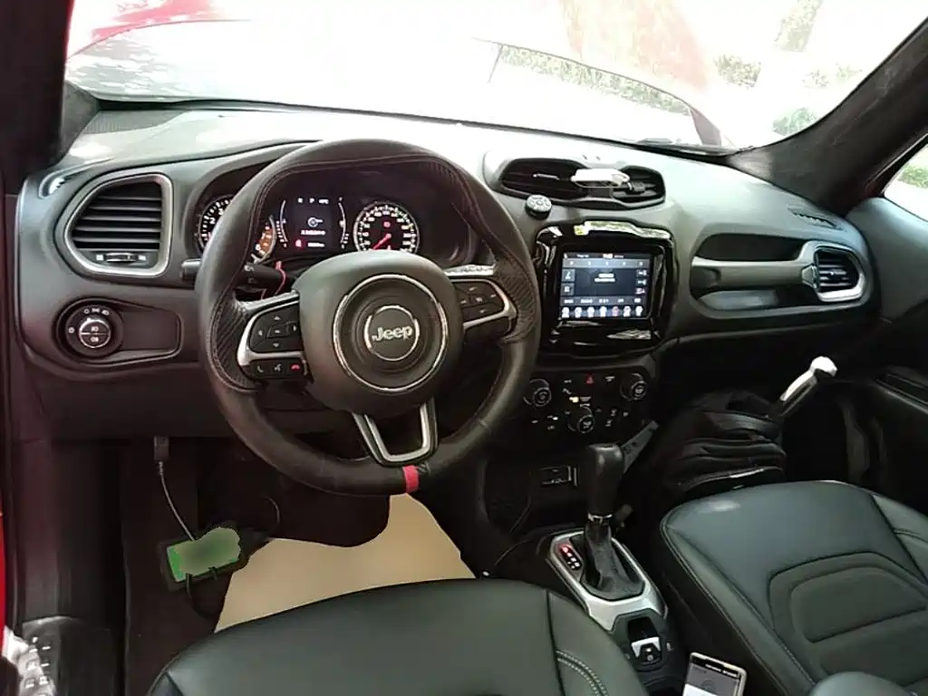 Jeep Renegade — миниатюра 10