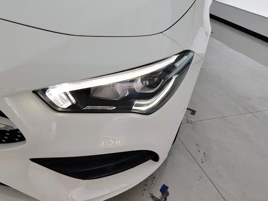 Mercedes-Benz CLA (Import) — миниатюра 5