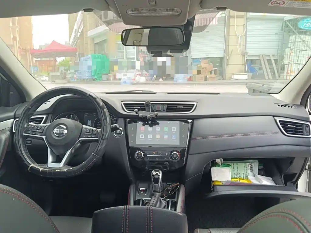 Nissan Qashqai — миниатюра 5