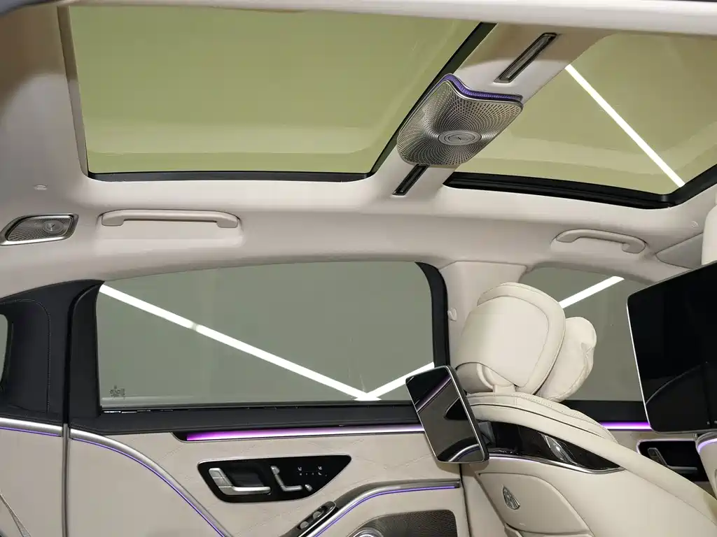 Mercedes-Benz S-Class — миниатюра 18