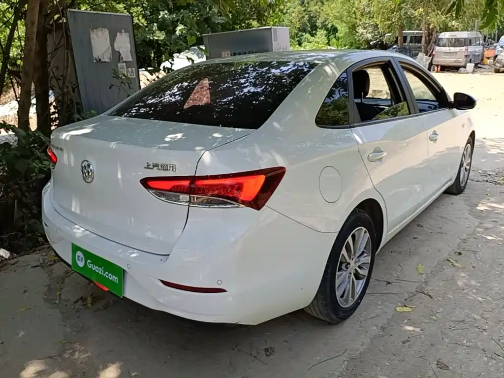 Buick Excelle — миниатюра 7