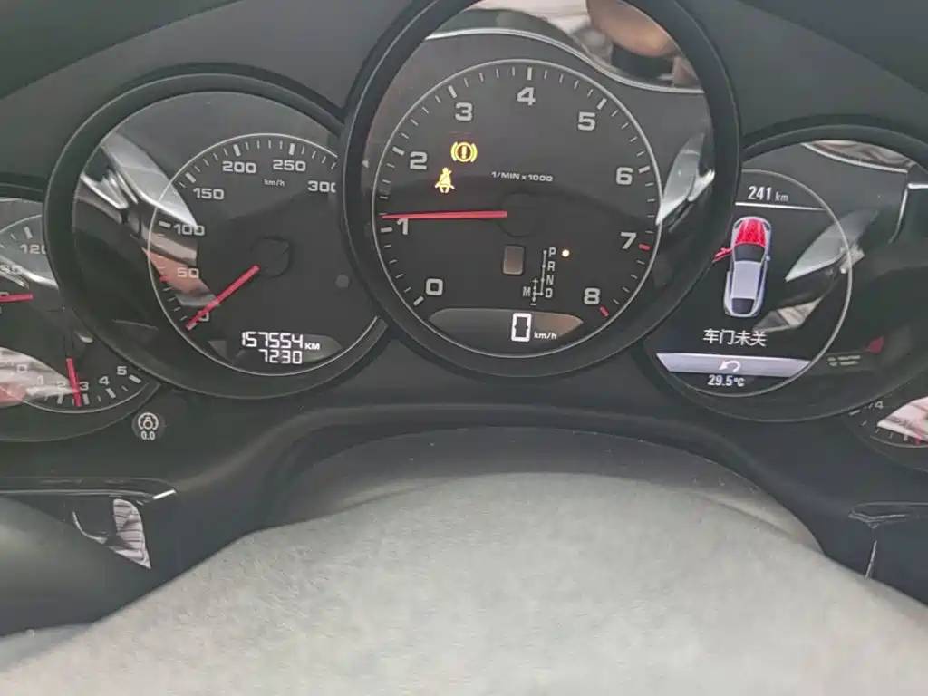 Porsche Panamera — миниатюра 19