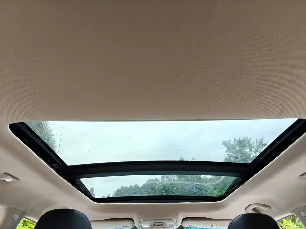 Geely Boyue — миниатюра 12