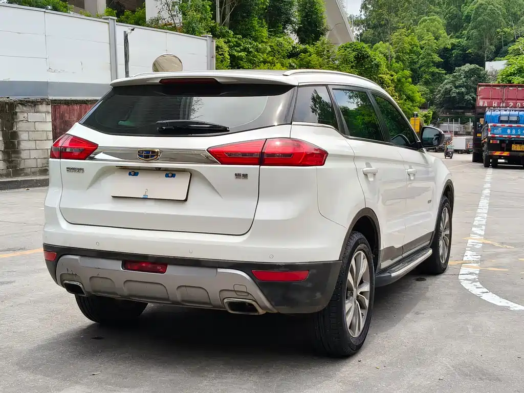 Geely Boyue — миниатюра 6