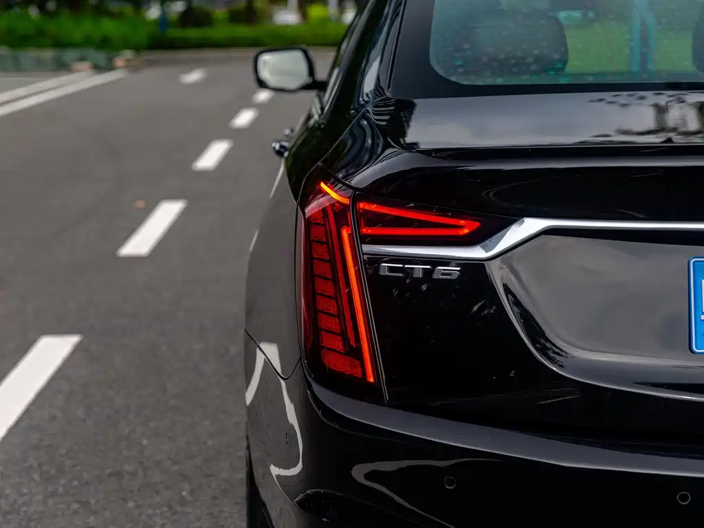 Cadillac CT6 — миниатюра 17